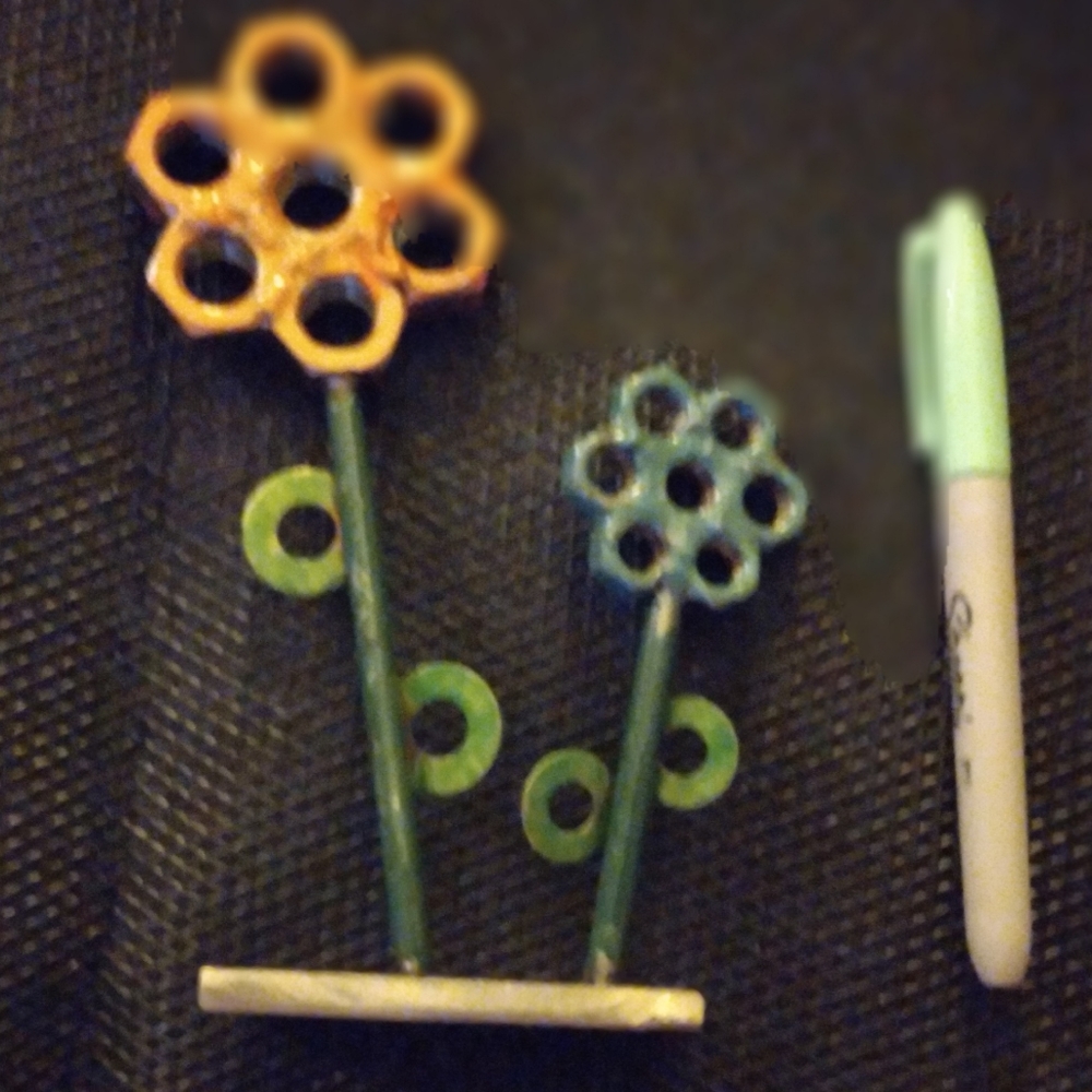 Flower sculpture
